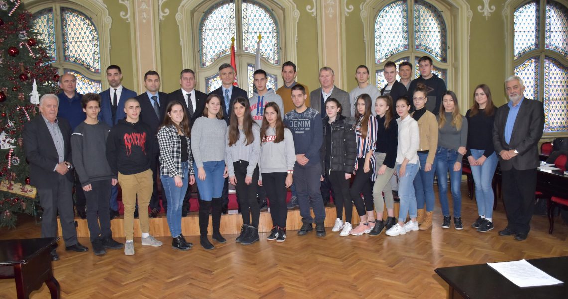 Urucenje-Svetosavskih-stipendija-2018-001